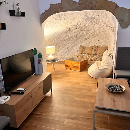 Apartamentos El Peligro 3 La Cueva Archidona Eksteriør bilde